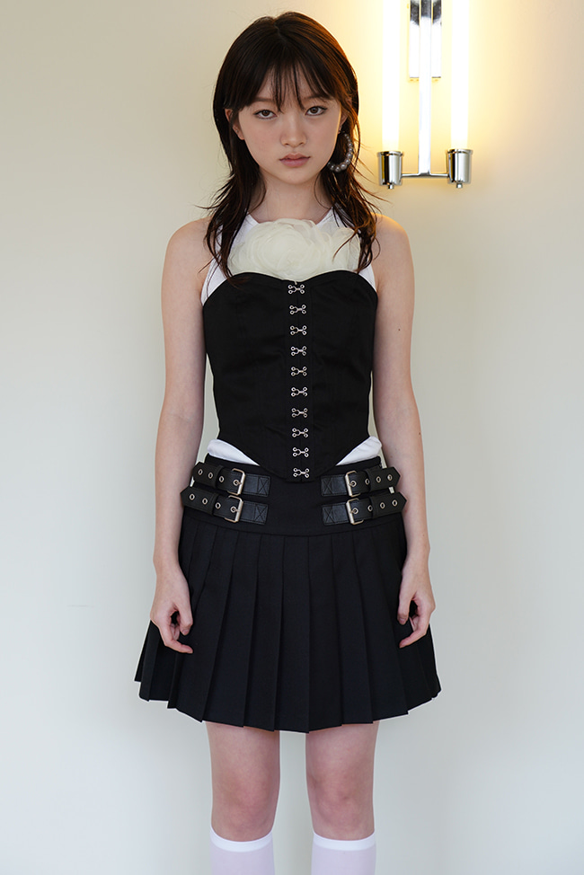 [2nd restock] 4BELTED PLEATED MINI SKIRT IN BLACK