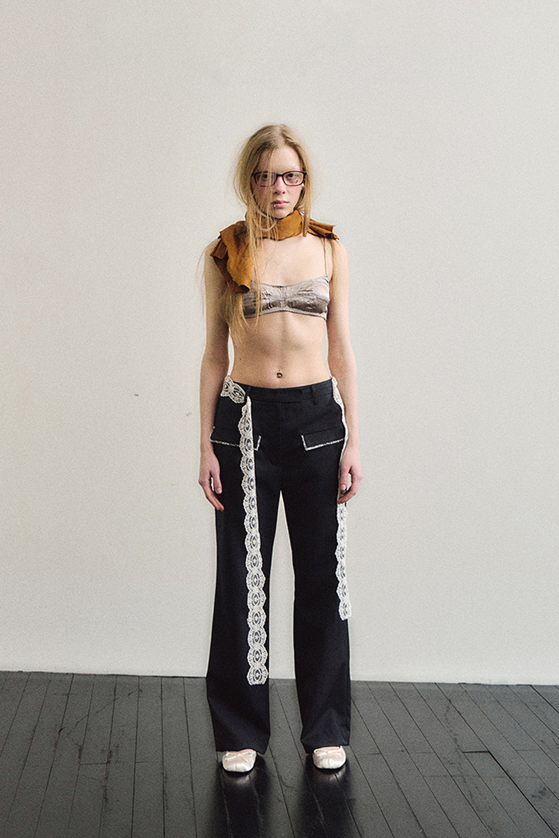 LACE BELTED STRAIGHT PANTS
